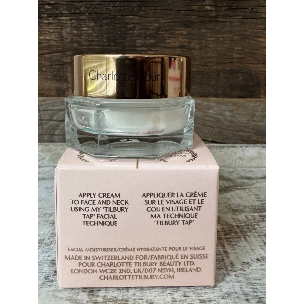 Charlotte Tilbury Magic Cream 15ml / 0.5oz‎ – Instant Turnaround Moisturizer - Picture 4 of 6